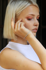 Load image into Gallery viewer, Bracelet Gold B23