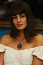 Load image into Gallery viewer, Necklace Gold N01