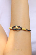 Load image into Gallery viewer, Bracelet Gold B22
